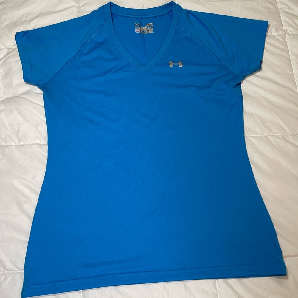 Under Armour | Women’s HeatGear V Neck Short Sleeve T-Shirt